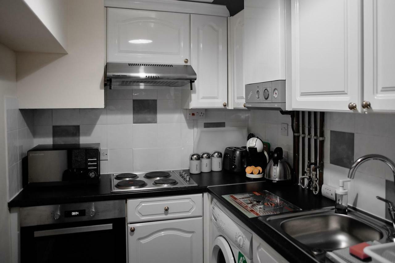 Central Located Two Bedroom Suite Bristol Buitenkant foto